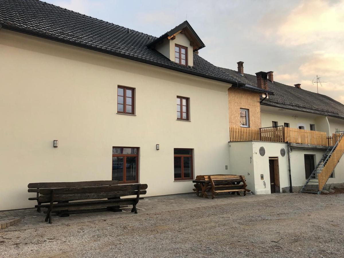 Bed and Breakfast Sobe Brezje Exterior foto